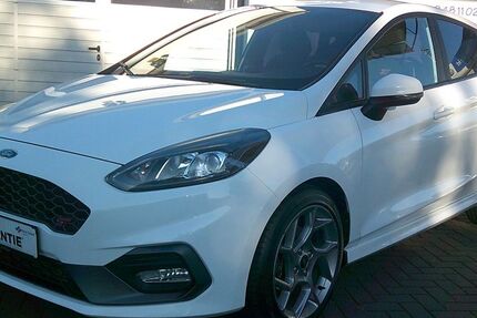Ford Fiesta 101.000 km 13.750 &euro; Gronau (Leine) OT Brüggen 31028