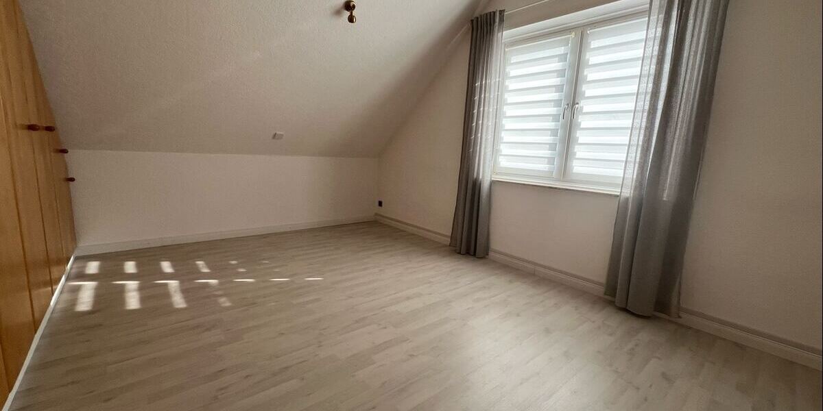 Wohnen oder Kapitalanlage - Dachgeschoßwohnung Ilsede Groß Lafferde | Angebot:25341300