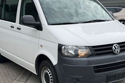VW T5 Transporter 194.500 km 9.990 &euro; Salzgitter 38229