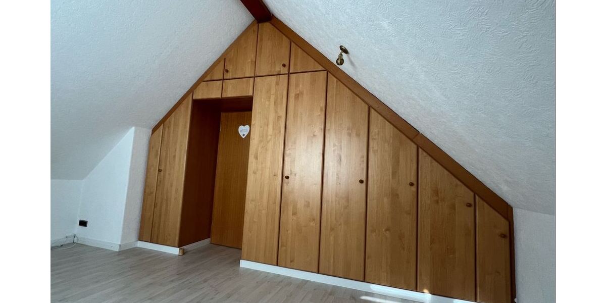 Wohnen oder Kapitalanlage - Dachgeschoßwohnung Ilsede Groß Lafferde | Angebot:25341300