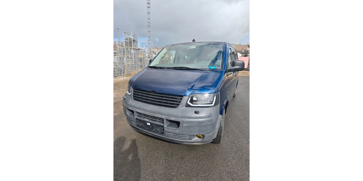 VW T5 Transporter 370.530 km 8.999 &euro; Laatzen 30880