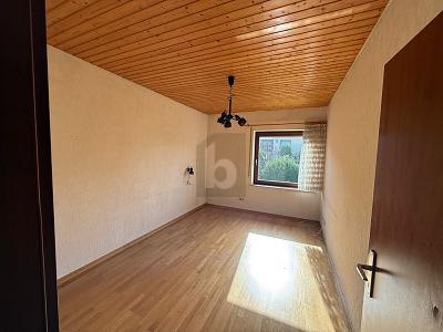 ATTRAKTIV MIT POTENZIAL AUF GROßEM GRUNDSTÜCK - Einfamilienhaus Lehrte | Angebot:26585128