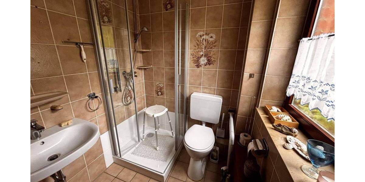 Reihenmittelhaus Hannover Wettbergen - 5 Zimmer, 135 m&sup2;, 418.000&euro; | Angebot:26555662