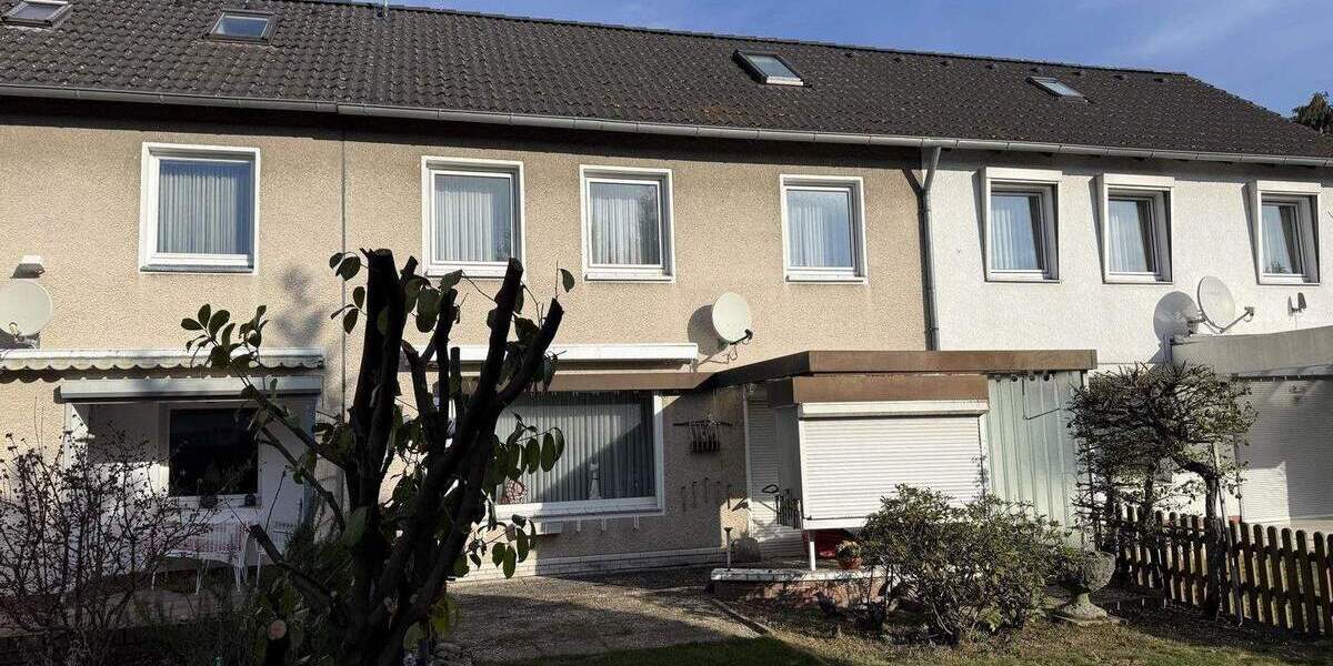 Reihenmittelhaus Hannover Badenstedt - 5 Zimmer, 117 m&sup2;, 299.000&euro; | Angebot:25733417