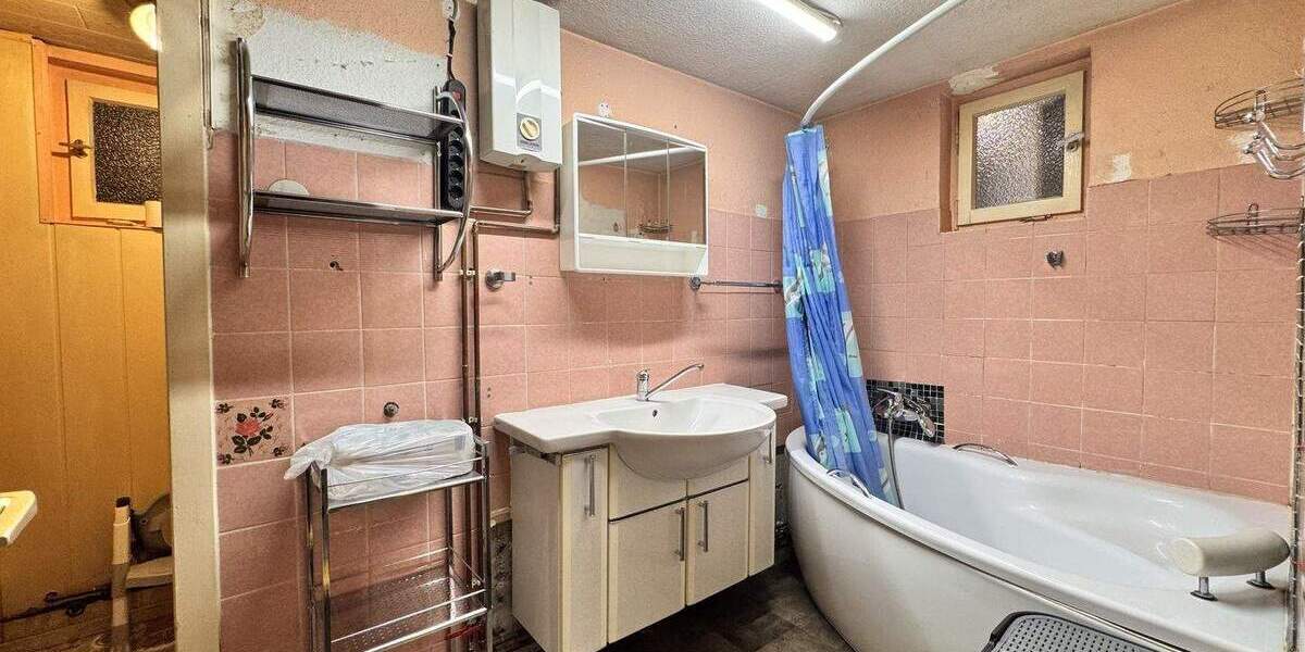 Einfamilienhaus Salzhemmendorf Benstorf - 6 Zimmer, 220 m&sup2;, 99.000&euro; | Angebot:25815632