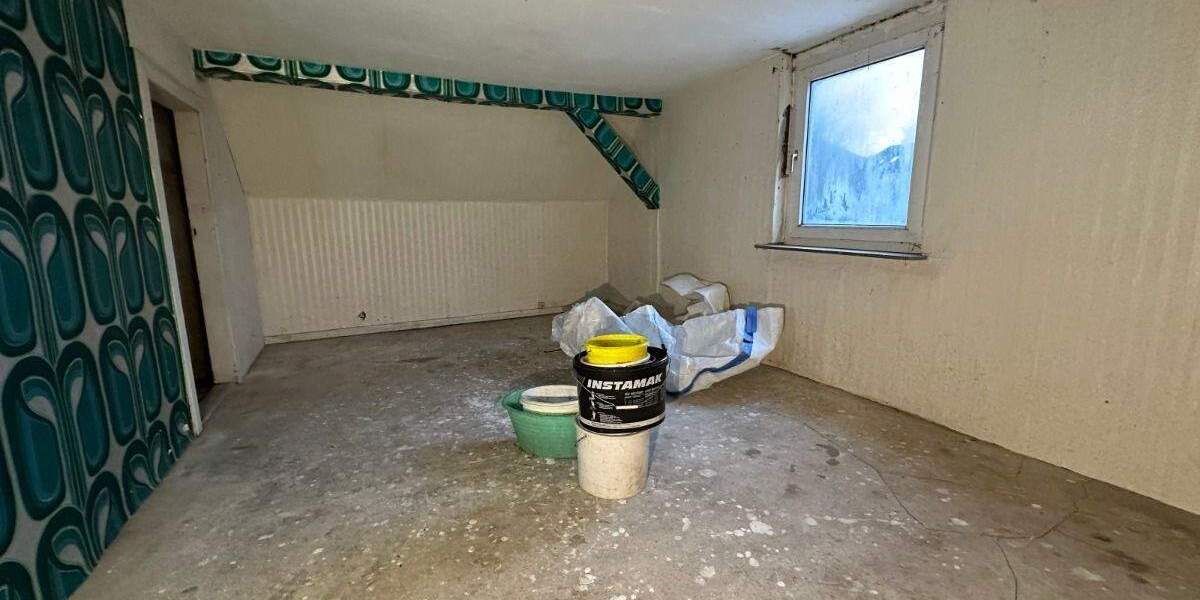 Einfamilienhaus Gronau - 6 Zimmer, 168 m&sup2;, 139.000&euro; | Angebot:25927985