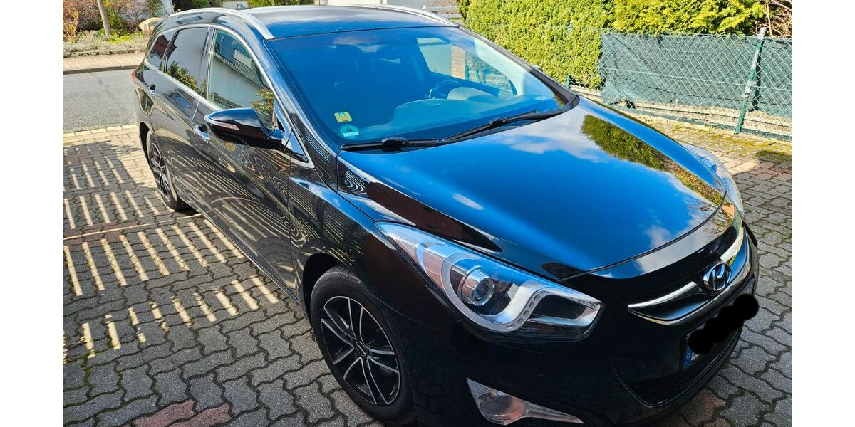 Hyundai i40 205.000 km 7.100 &euro; Lehrte Ahlten 31275