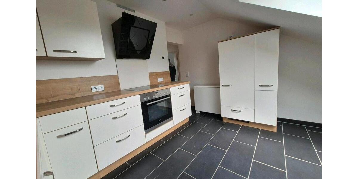 Dachgeschoßwohnung Coppenbrügge - 3.5 Zimmer, 90 m&sup2;, 675&euro; | Angebot:26656890