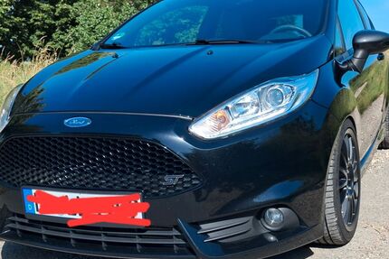 Ford Fiesta 125.500 km 9.999 &euro; Gronau 31028