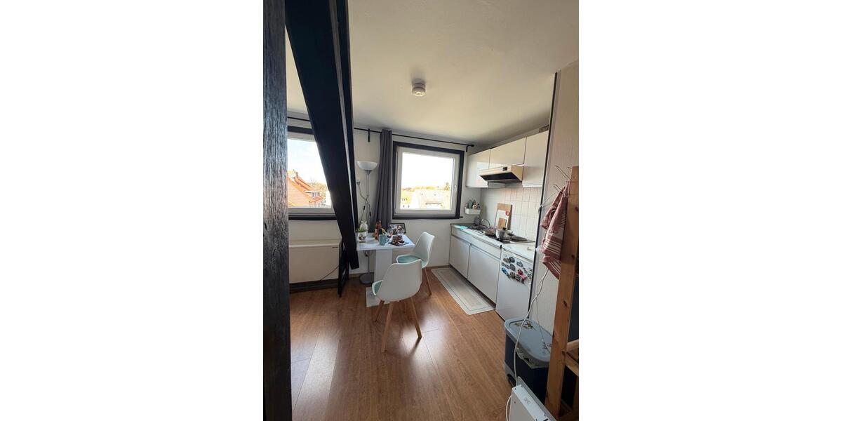 Dachgeschoßwohnung Hildesheim Himmelsthür - 1 Zimmer, 30 m&sup2;, 230&euro; | Angebot:26035202