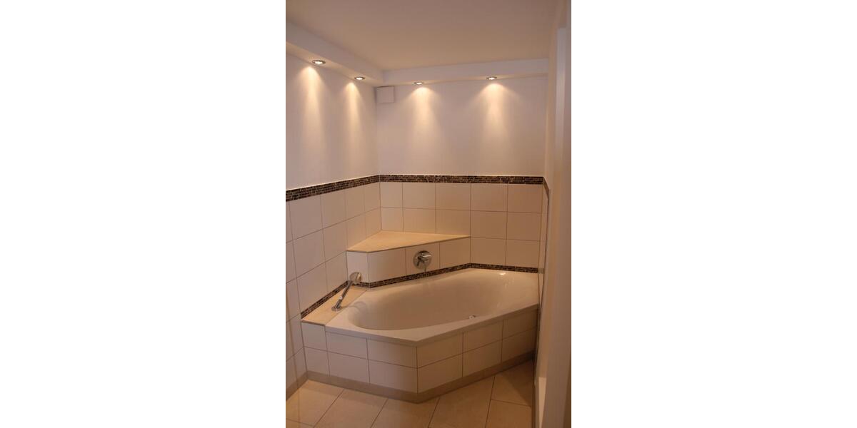 Doppelhaushälfte Lehrte - 5 Zimmer, 138 m&sup2;, 1.600&euro; | Angebot:26615350
