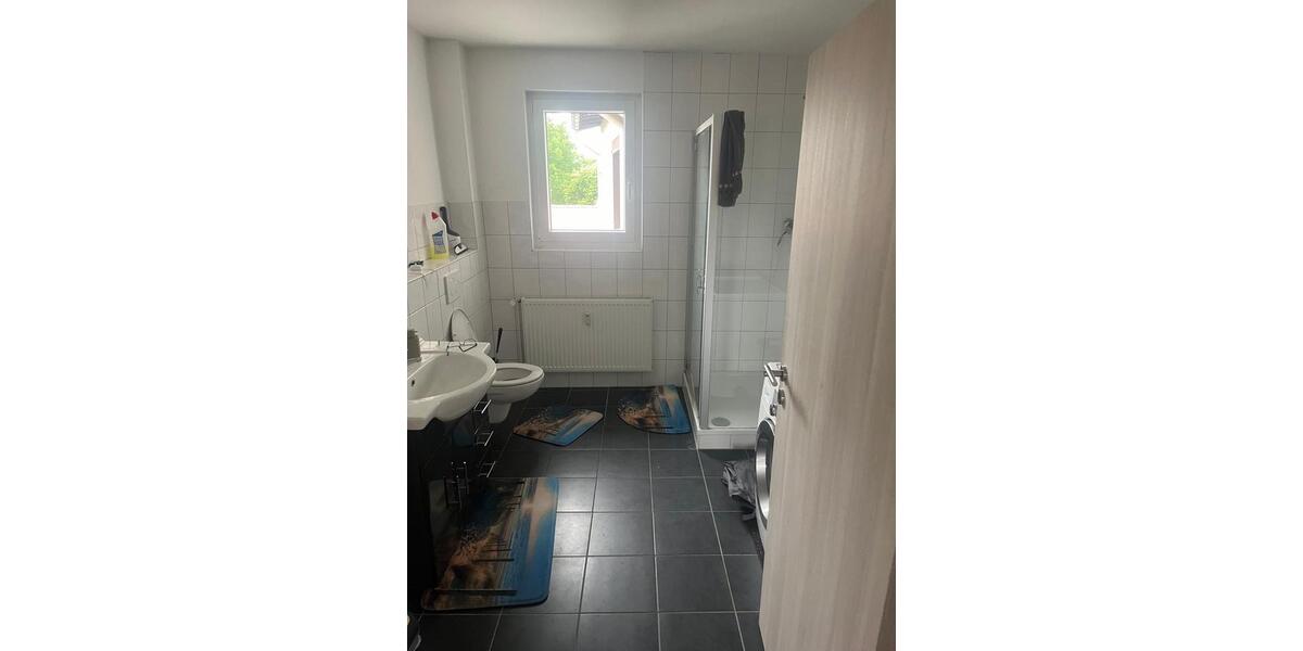 Etagenwohnung Eime - 4 Zimmer, 100 m&sup2;, 850&euro; | Angebot:25930709