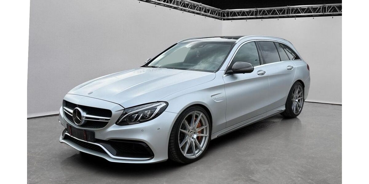 Mercedes-Benz C 63 AMG 126.700 km 39.490 &euro; Hildesheim 31135