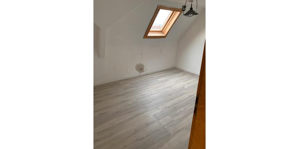 Etagenwohnung Hannover Döhren-Wülfel - 5 Zimmer, 160 m&sup2;, 1.850&euro; | Angebot:25756573