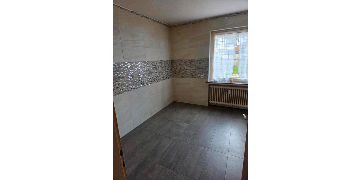 Erdgeschoßwohnung Freden (Leine) - 3 Zimmer, 87 m&sup2;, 700&euro; | Angebot:25903296