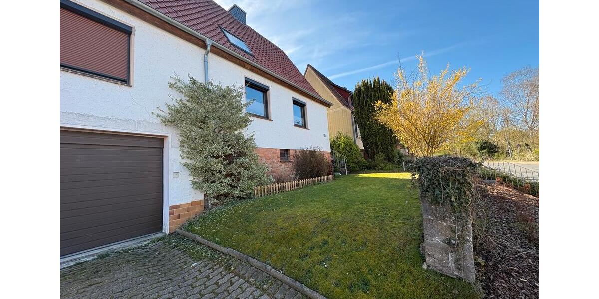 Einfamilienhaus Bad Salzdetfurth - 7 Zimmer, 125 m&sup2;, 290.000&euro; | Angebot:26062031