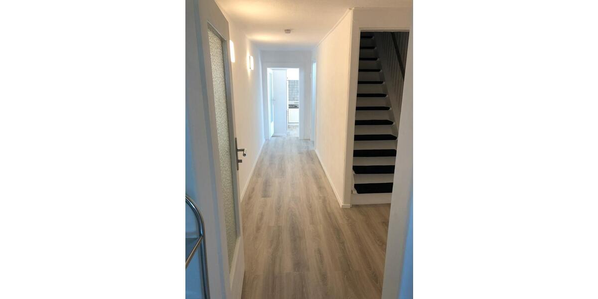 Reihenhaus Lamspringe - 5 Zimmer, 155 m&sup2;, 890&euro; | Angebot:25973893