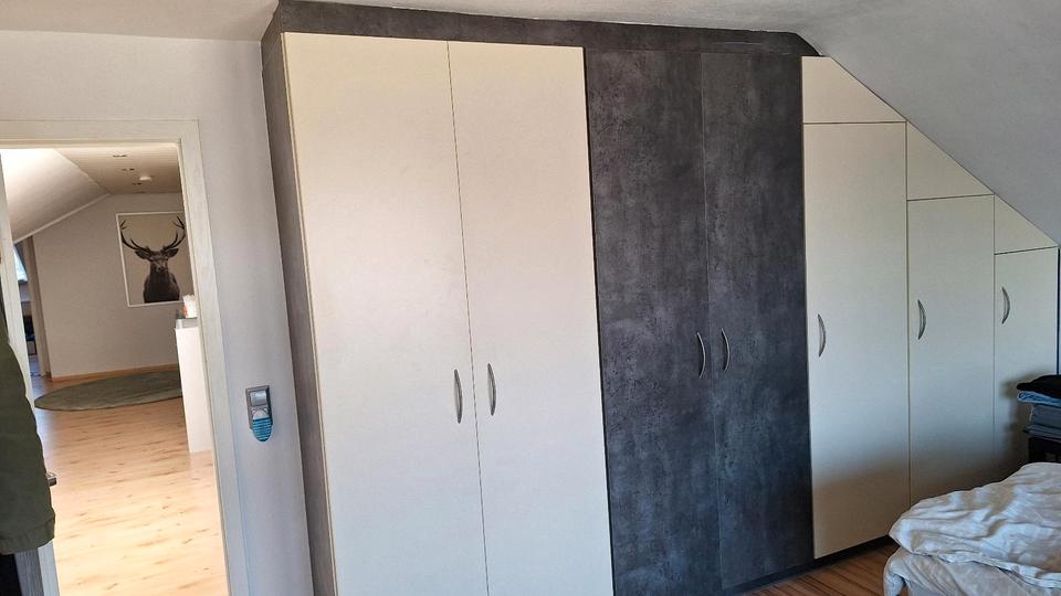 Dachgeschoßwohnung Ilsede - 4 Zimmer, 118 m&sup2;, 240.000&euro; | Angebot:24385409