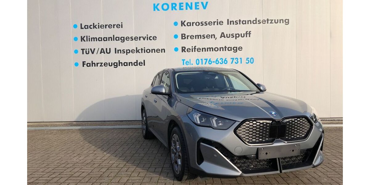 BMW iX2 33.290 km 32.998 &euro; Giesen 31180