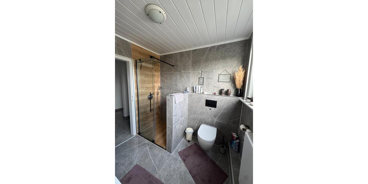 Etagenwohnung Hildesheim Bockfeld - 3 Zimmer, 80 m&sup2;, 950&euro; | Angebot:25237588