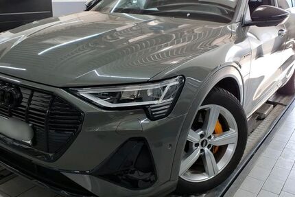 Audi e-tron 37.000 km 39.950 &euro; Salzgitter 38259