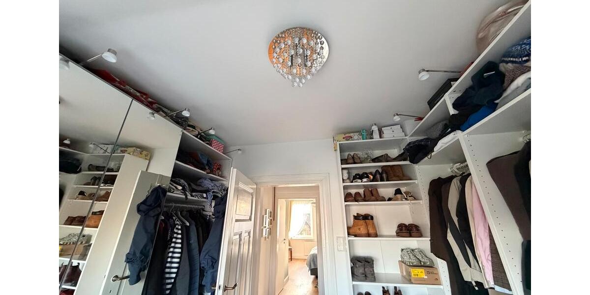 Einfamilienhaus Sehnde - 7 Zimmer, 230 m&sup2;, 699.000&euro; | Angebot:25783020