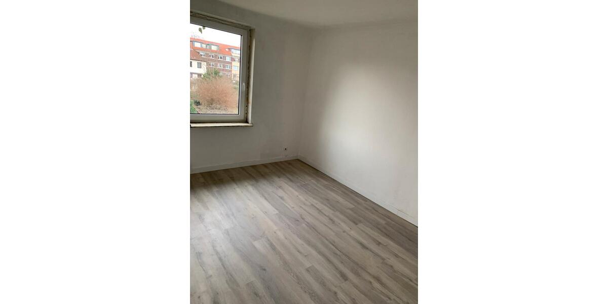Etagenwohnung Hannover Döhren-Wülfel - 5 Zimmer, 160 m&sup2;, 1.850&euro; | Angebot:25756573