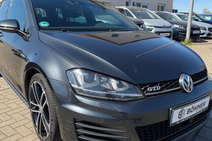 VW Golf 206.000 km 8.990 &euro; Salzgitter 38229