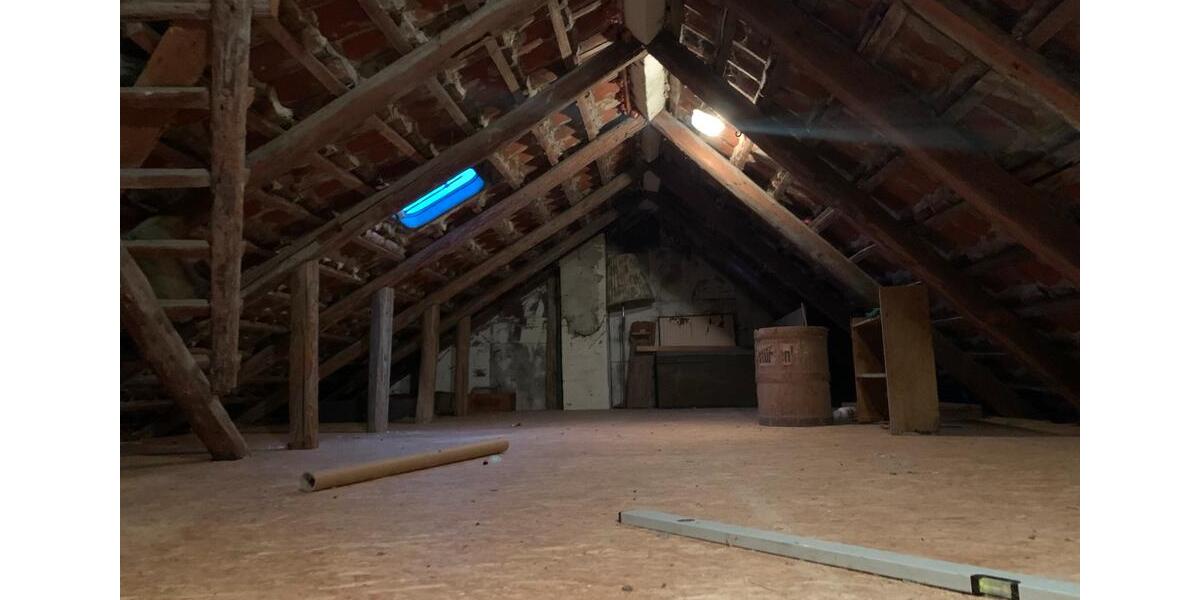 Einfamilienhaus Baddeckenstedt - 7 Zimmer, 150 m&sup2;, 139.000&euro; | Angebot:26091120