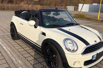 Mini One Cabrio 64.842 km 8.900 &euro; Hildesheim 31141