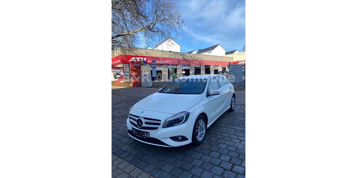 Mercedes-Benz A 180 86.556 km 12.990 &euro; Laatzen 30880