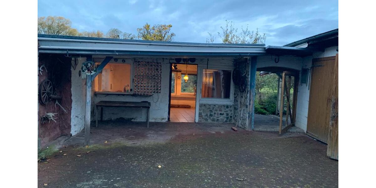 Einfamilienhaus Baddeckenstedt - 7 Zimmer, 150 m&sup2;, 145.000&euro; | Angebot:24833133