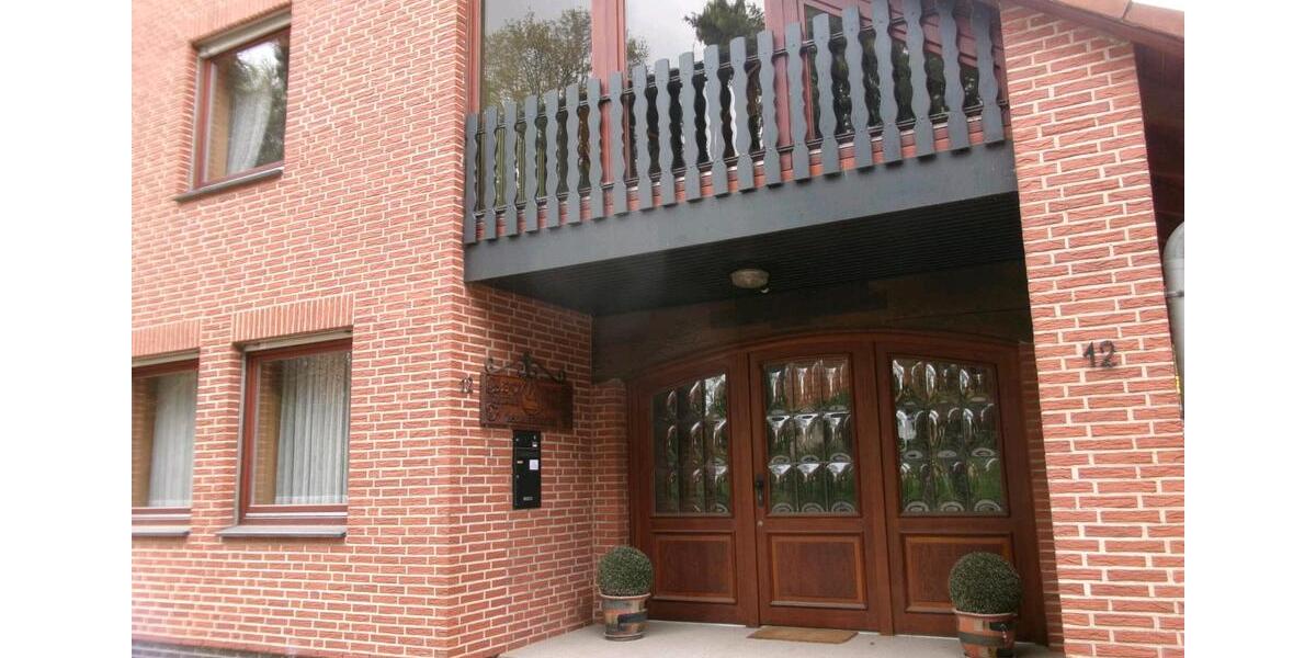 Einfamilienhaus Salzhemmendorf - 10 Zimmer, 350 m&sup2;, 430.000&euro; | Angebot:25997859