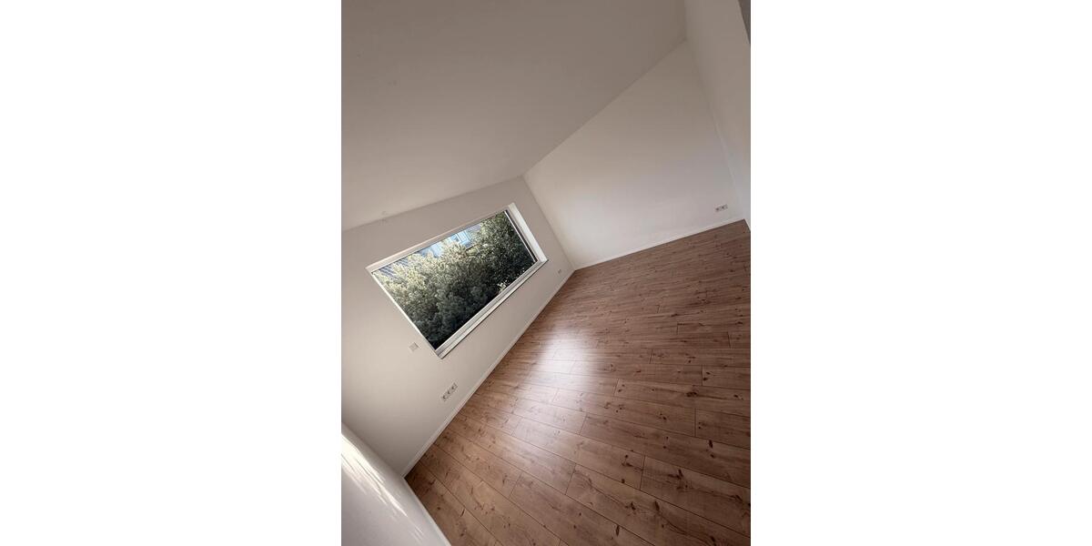 Erdgeschoßwohnung Peine Südstadt - 5 Zimmer, 155 m&sup2;, 1.755&euro; | Angebot:25309992