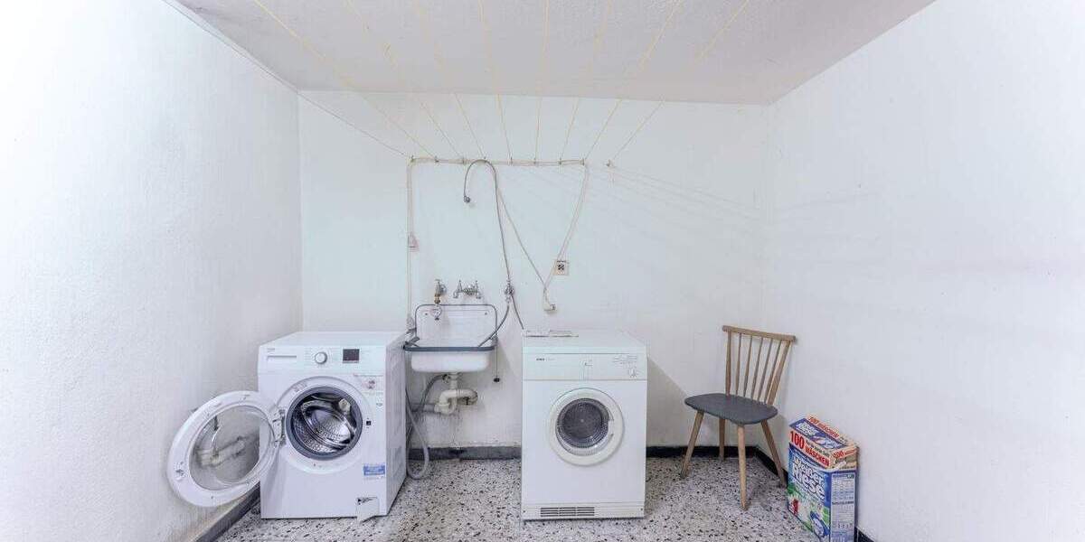 Mehrfamilienhaus, Wohnhaus Diekholzen - 9 Zimmer, 199 m&sup2;, 294.000&euro; | Angebot:25738475