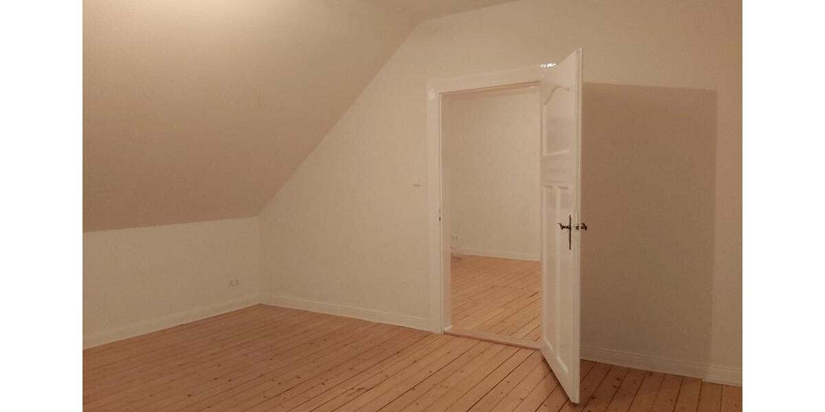 Etagenwohnung Hildesheim Himmelsthür - 4 Zimmer, 105 m&sup2;, 945&euro; | Angebot:25392851