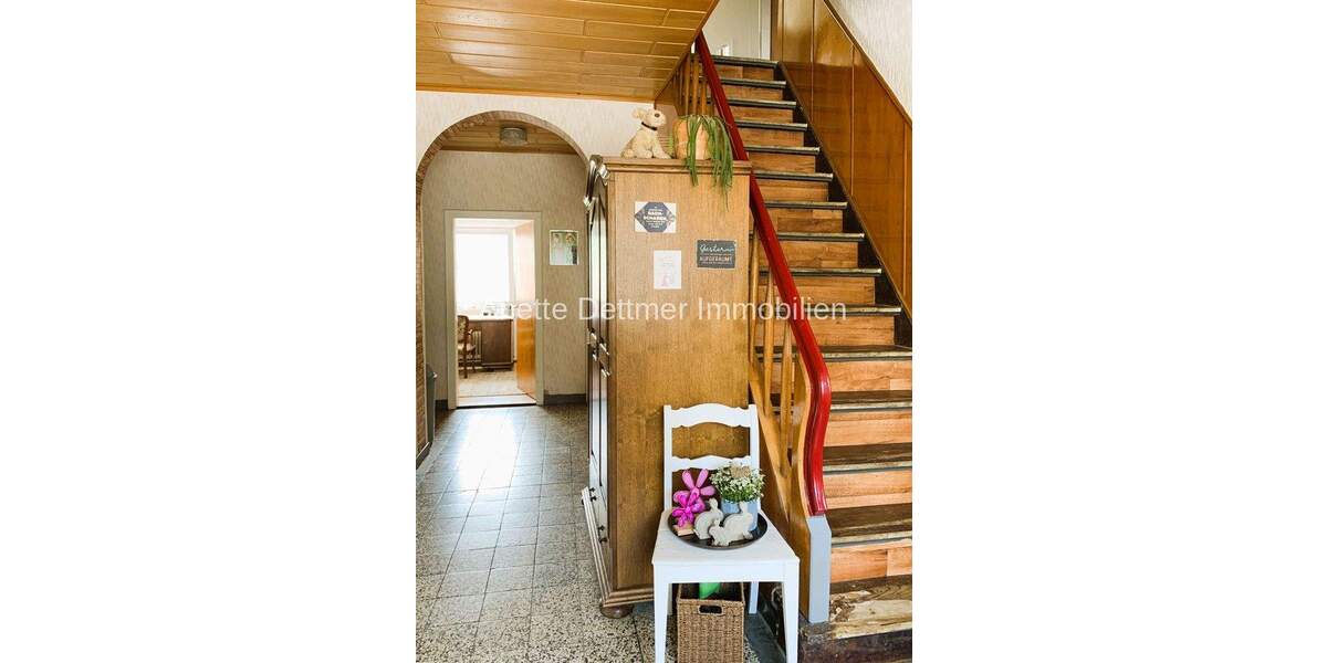 Einfamilienhaus Delligsen / Varrigsen Varrigsen - 7 Zimmer, 215 m&sup2;, 98.000&euro; | Angebot:25695289