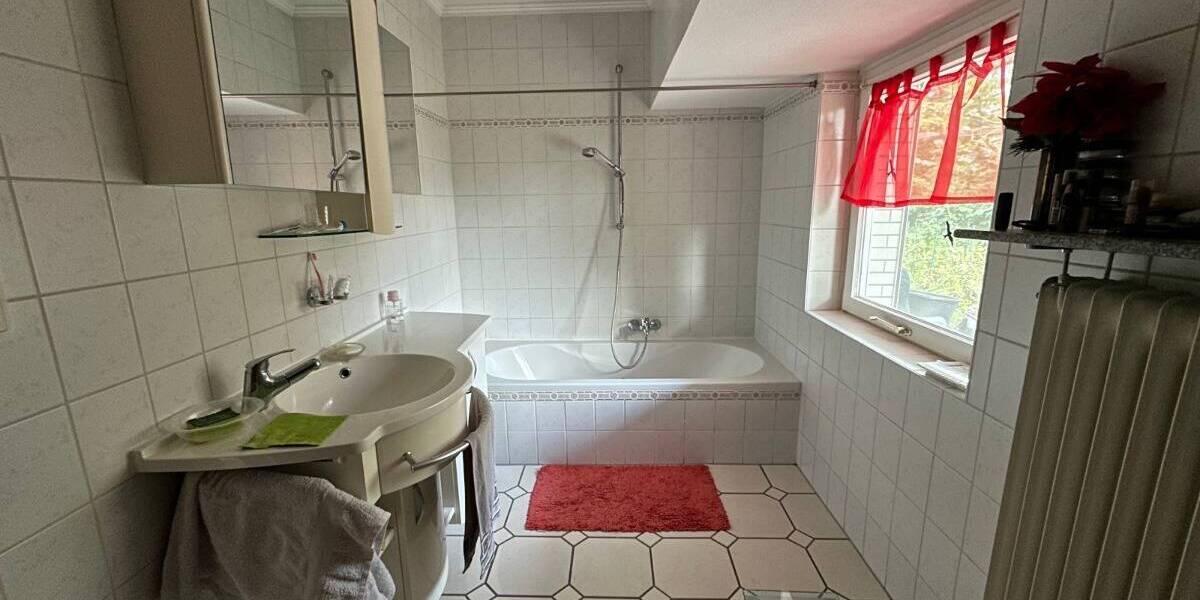 Einfamilienhaus Bad Salzdetfurth Wesseln - 7 Zimmer, 280 m&sup2;, 399.000&euro; | Angebot:25734423