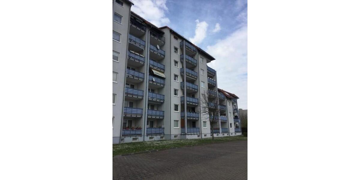 Etagenwohnung Lehrte - 3 Zimmer, 90 m&sup2;, 896&euro; | Angebot:26527996