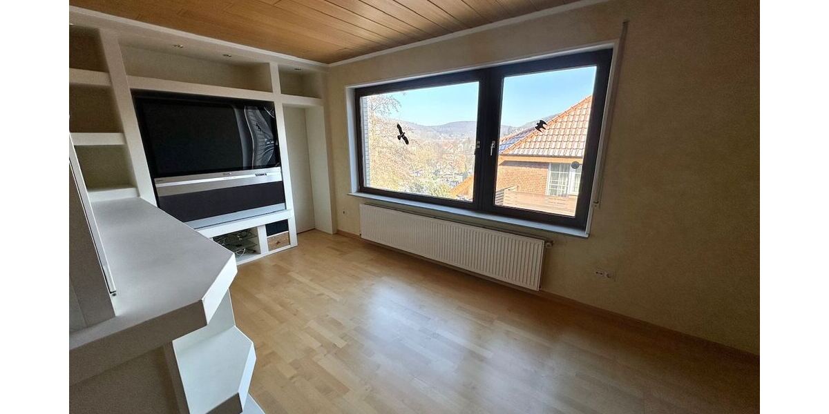 Großzügiges Wohnen mit tollem Weitblick - Einfamilienhaus Bad Salzdetfurth | Angebot:23688008