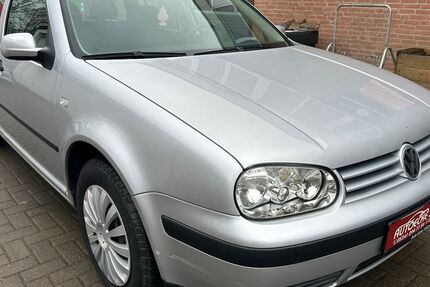 VW Golf 155.565 km 3.490 &euro; Salzgitter 38259