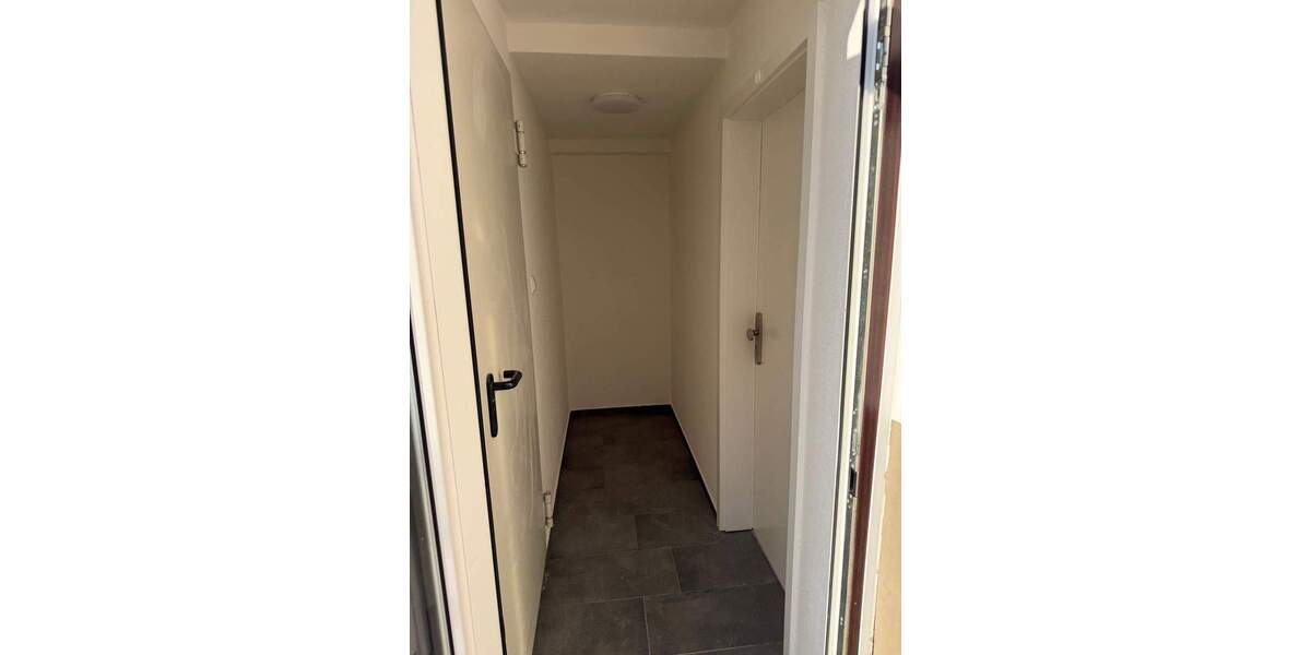 Etagenwohnung Hildesheim West - 2 Zimmer, 72 m&sup2;, 700&euro; | Angebot:25915869