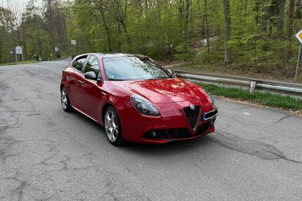 Alfa Romeo Giulietta 94.400 km 18.500 &euro; Salzgitter 38228