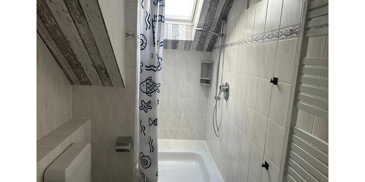 Dachgeschoßwohnung Sehnde - 3 Zimmer, 89 m&sup2;, 800&euro; | Angebot:25989530