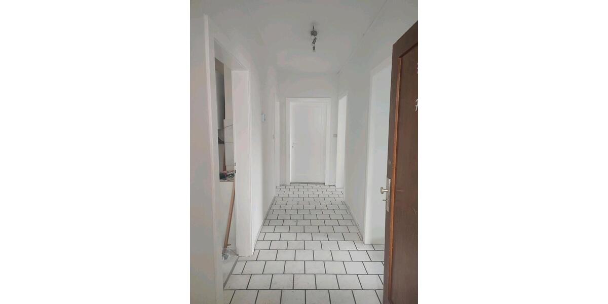 Etagenwohnung Hemmingen - 3 Zimmer, 90 m&sup2;, 1.150&euro; | Angebot:26660627