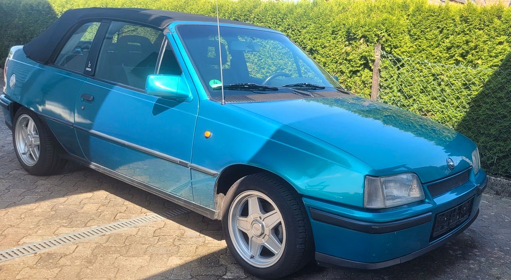 Opel Kadett 91.000 km 4.600 &euro; Salzgitter 38228