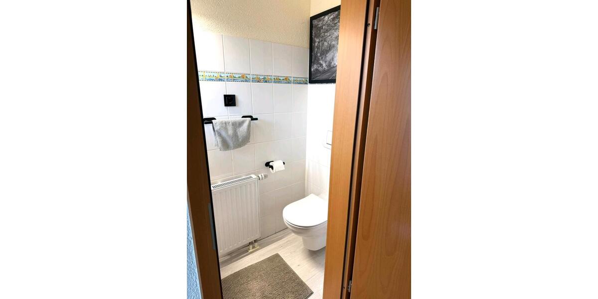 Etagenwohnung Springe - 6 Zimmer, 161 m&sup2;, 1.500&euro; | Angebot:25283094