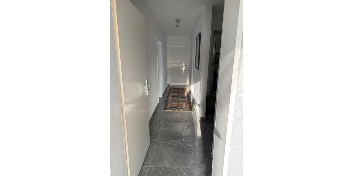 Etagenwohnung Hildesheim Bockfeld - 3 Zimmer, 80 m&sup2;, 950&euro; | Angebot:25237588