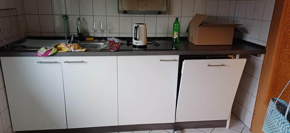 Etagenwohnung Lehrte - 4.5 Zimmer, 100 m&sup2;, 720&euro; | Angebot:26651227
