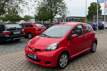 Toyota Aygo (X) 101.320 km 2.499 &euro; Hemmingen 30966